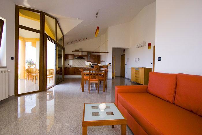 Apartments Ana Wellness L روفينج المظهر الخارجي الصورة